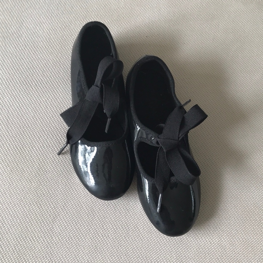 Black tap shoes